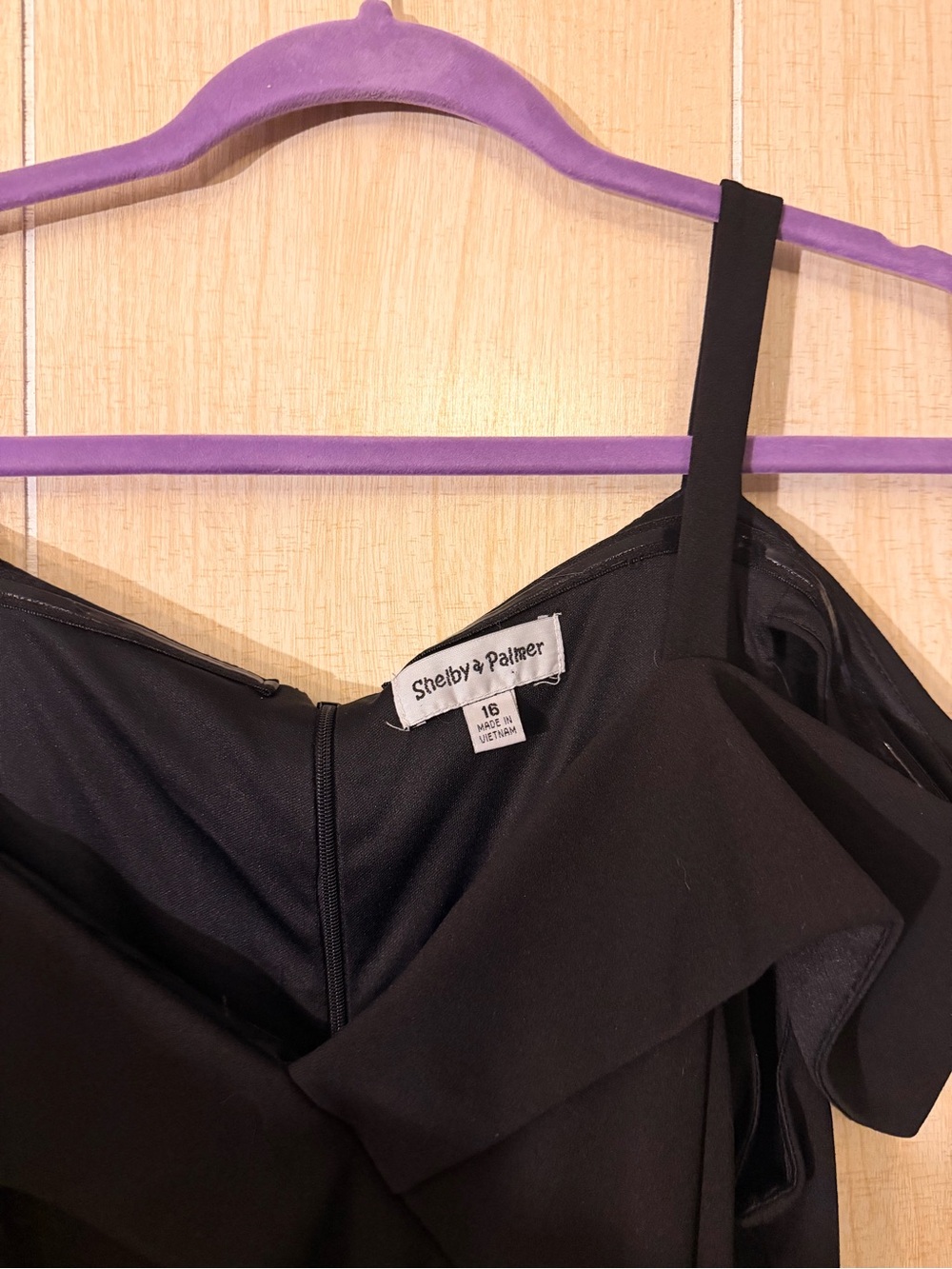 Shelby & Palmer Black Off-Shoulder Wide-Leg Jumpsuit with Waist Tie - Picture 4 of 6